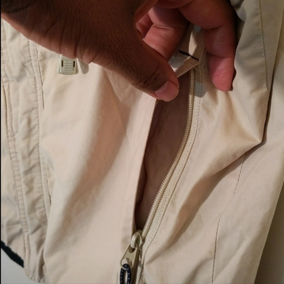 Newtime| Vintage 90s Rugged Outdoor Khaki Tan Zippered Vest Nylon Blend - Picture 4 of 10